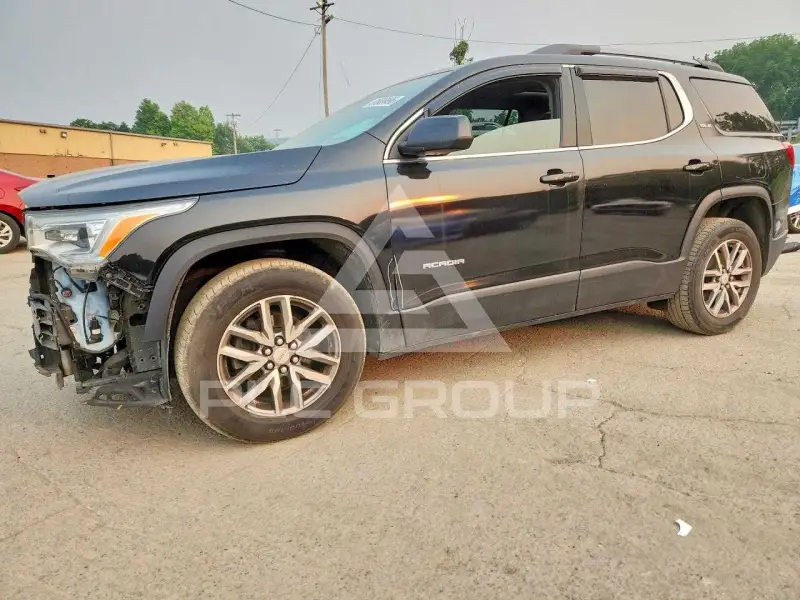 2017 GMC ACADIA photo