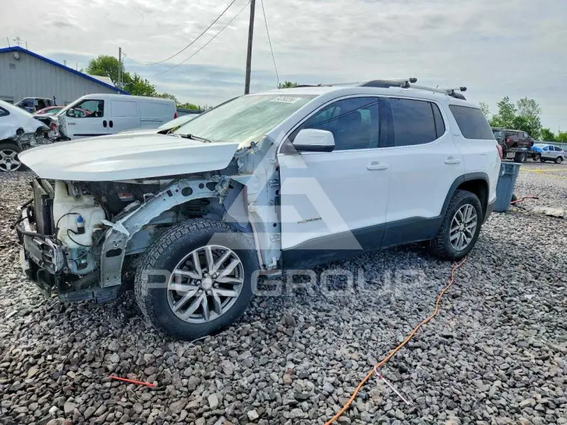 2017 GMC ACADIA photo