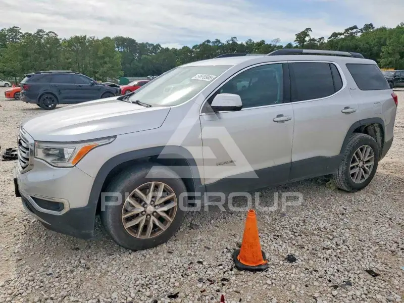 2017 GMC ACADIA photo