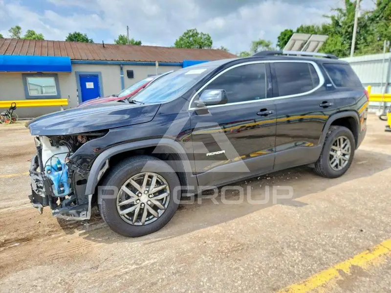 2017 GMC ACADIA photo