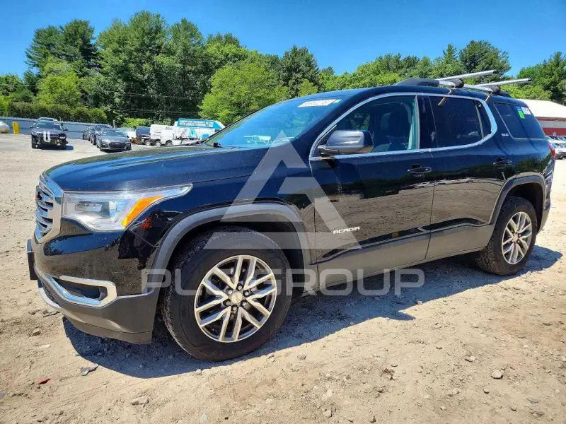 2017 GMC ACADIA photo