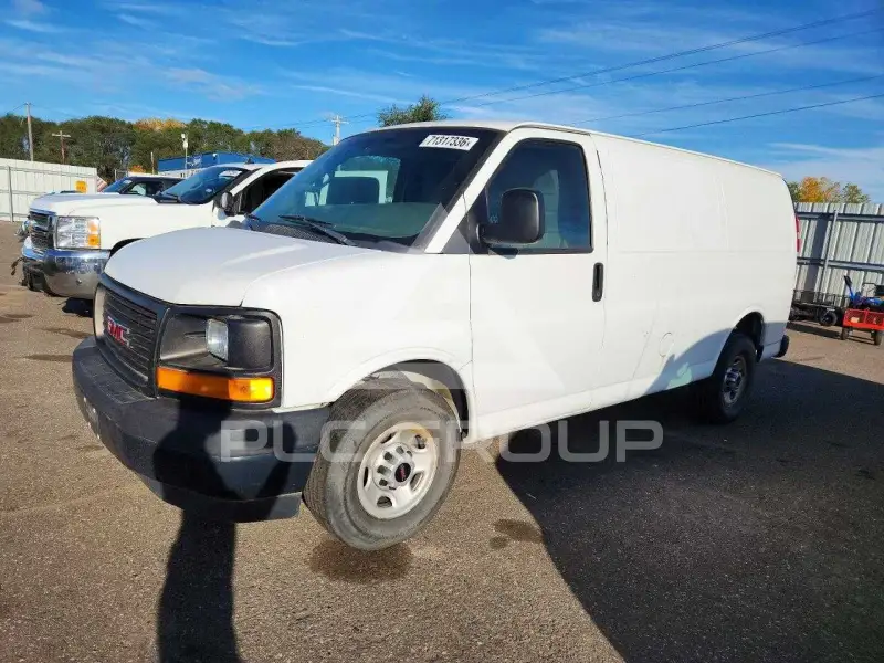 2017 GMC Savana фото