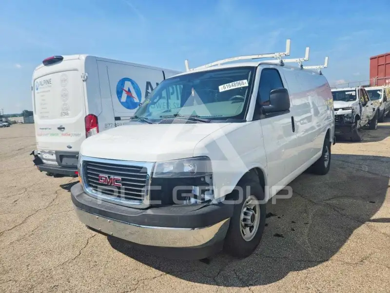 2017 GMC Savana фото