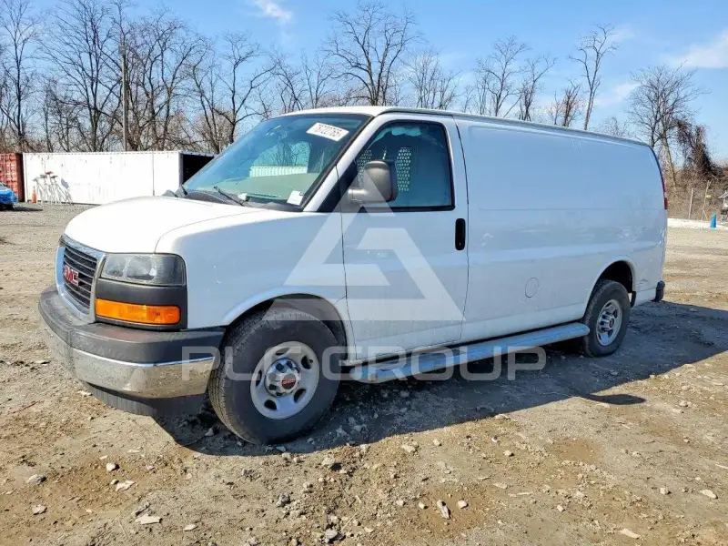 2017 GMC Savana фото