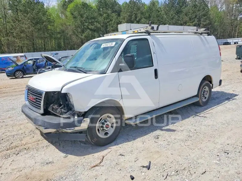2017 GMC Savana фото