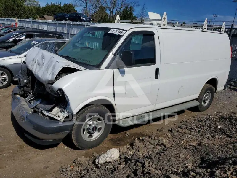 2017 GMC Savana фото