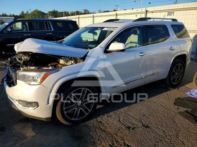 2017 GMC ACADIA photo