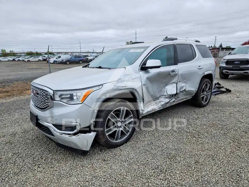 2017 GMC ACADIA photo