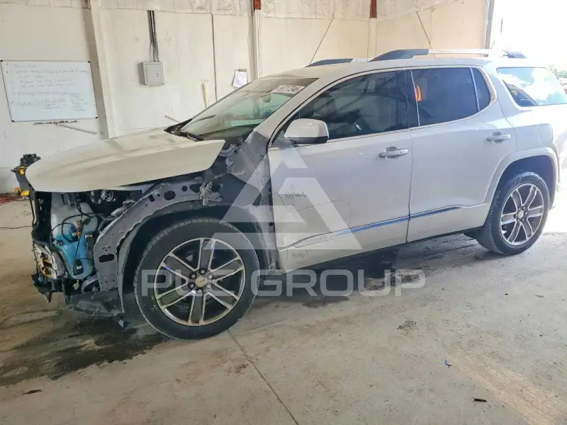 2017 GMC ACADIA photo
