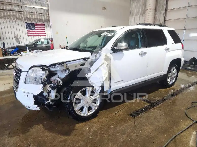 2017 GMC TERRAIN photo