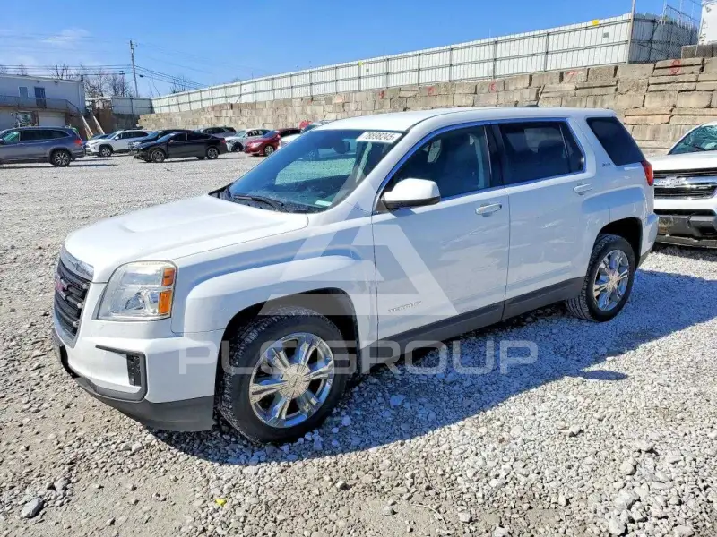 2017 GMC TERRAIN photo