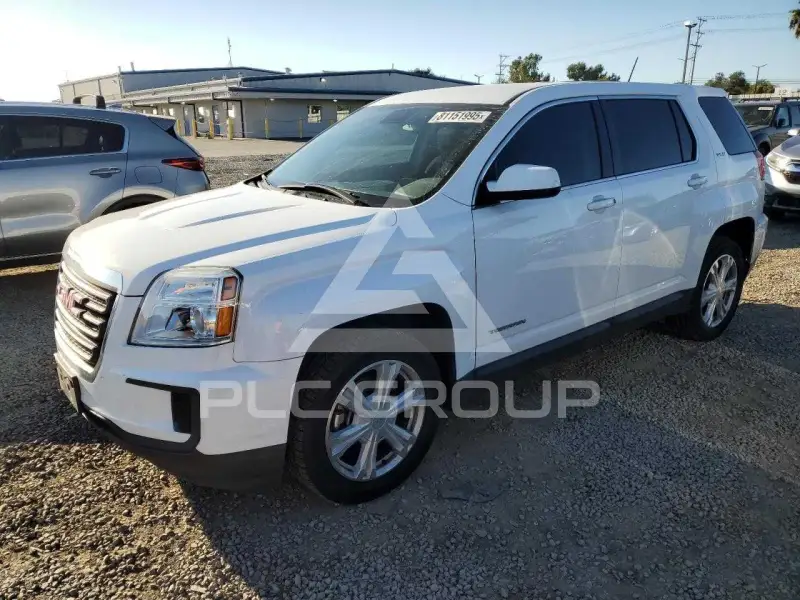 2017 GMC TERRAIN photo