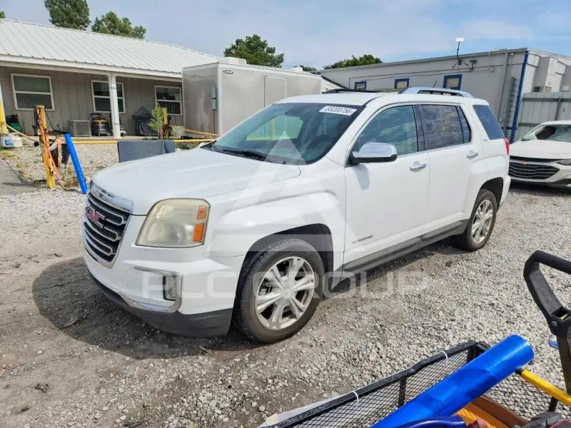 2017 GMC TERRAIN photo