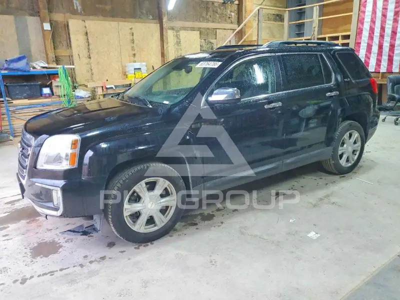 2017 GMC TERRAIN photo