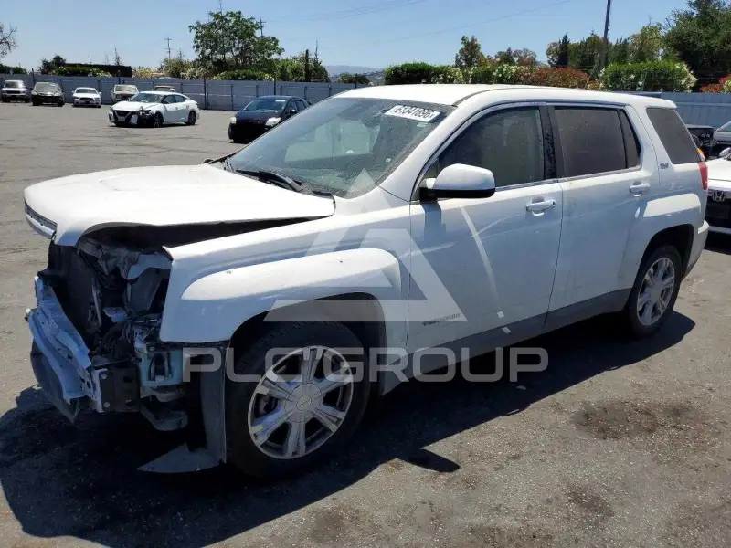 2017 GMC TERRAIN photo