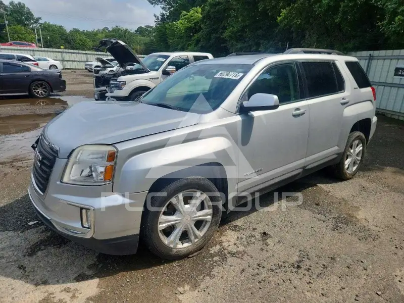 2017 GMC TERRAIN photo