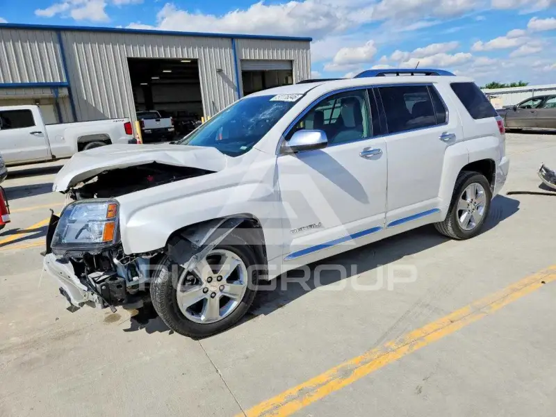 2017 GMC TERRAIN photo