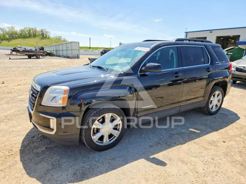 2017 GMC TERRAIN photo
