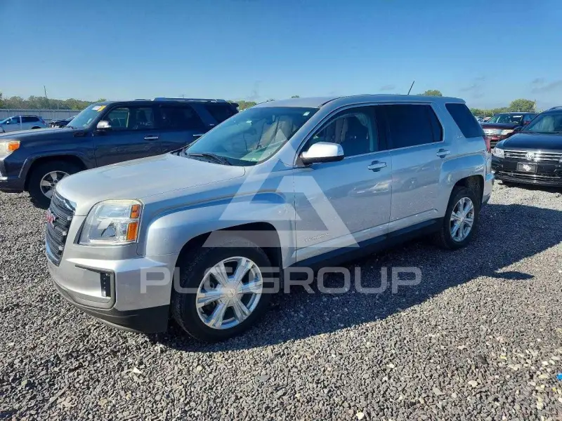 2017 GMC TERRAIN photo