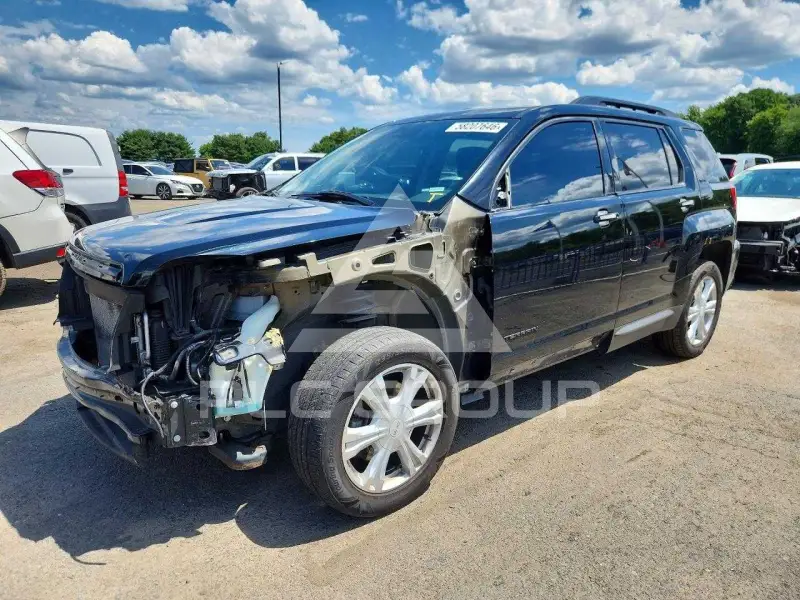 2017 GMC TERRAIN photo