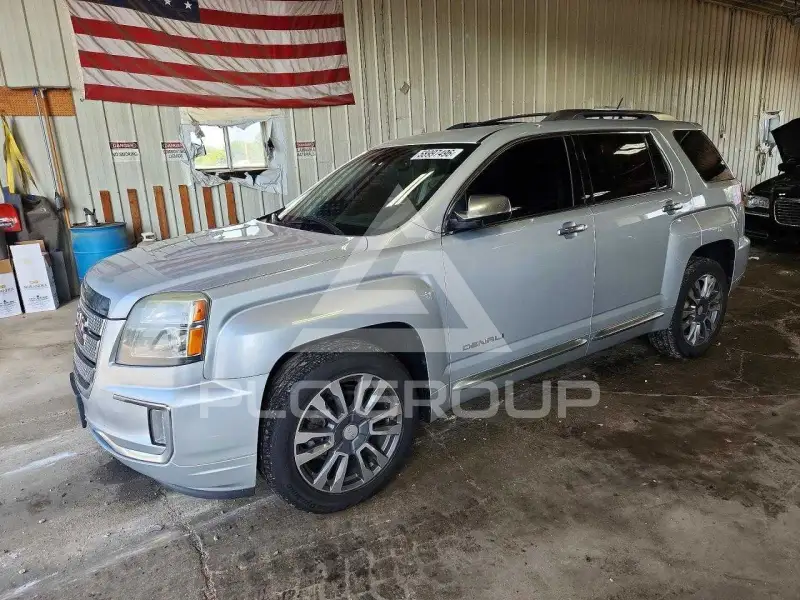 2017 GMC TERRAIN photo