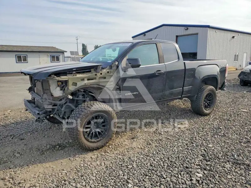 2017 GMC CANYON фото