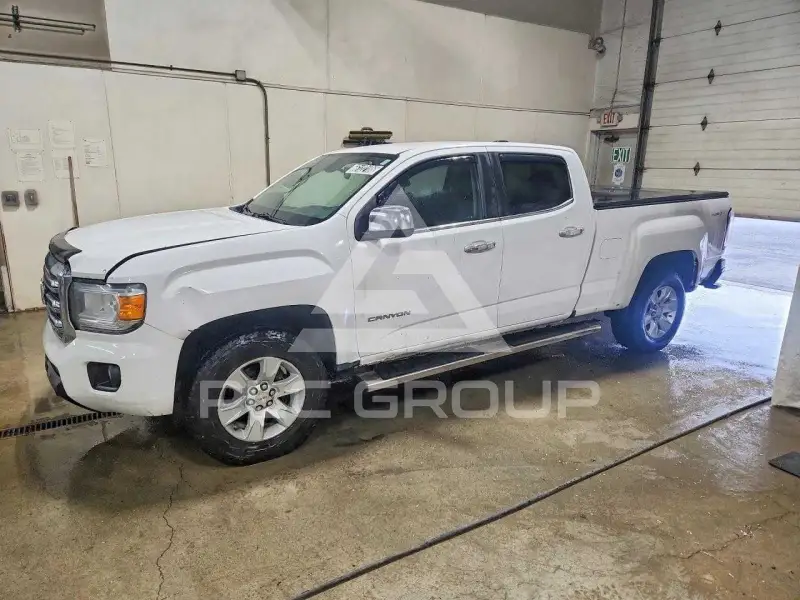 2017 GMC CANYON фото