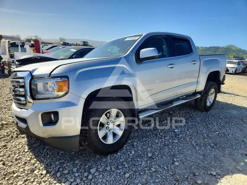 2017 GMC CANYON photo