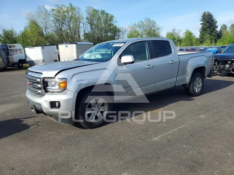 2017 GMC CANYON photo