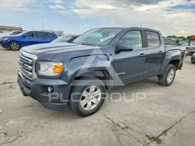 2017 GMC CANYON photo