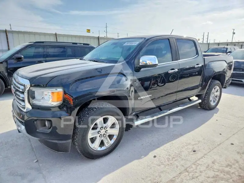 2017 GMC CANYON photo