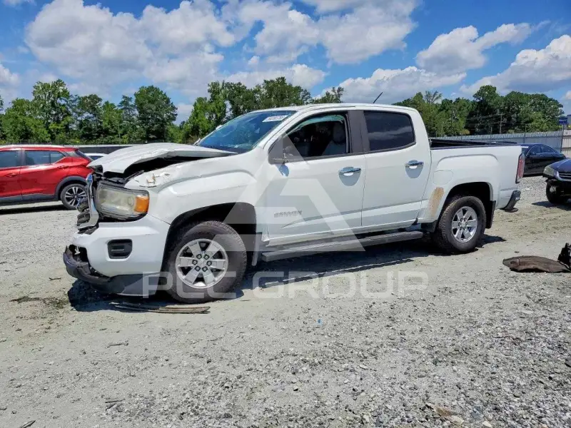 2017 GMC CANYON photo