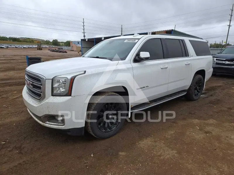 2017 GMC YUKON photo