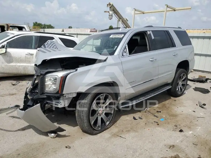 2017 GMC YUKON photo