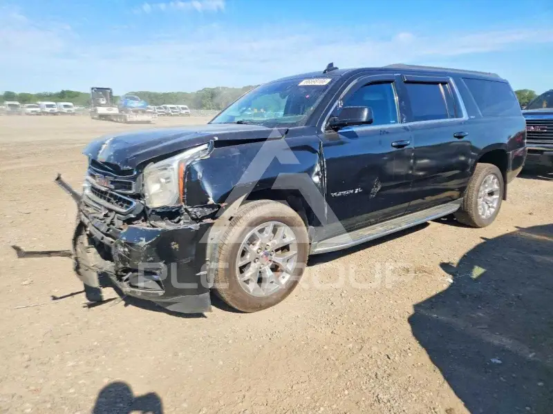 2017 GMC YUKON фото