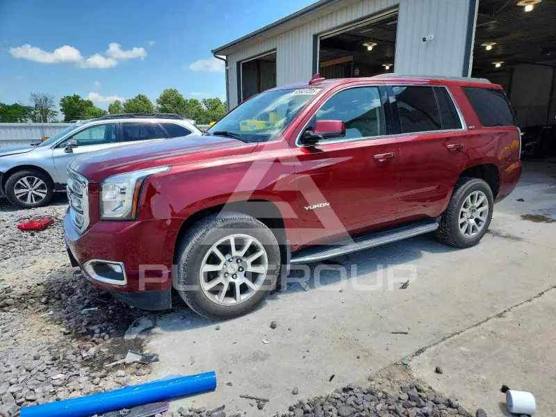 2017 GMC YUKON фото