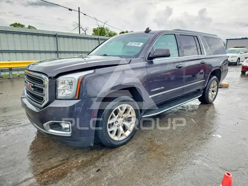 2017 GMC YUKON фото