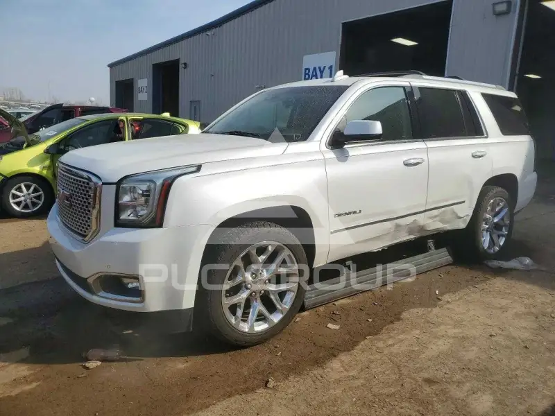 2017 GMC YUKON фото