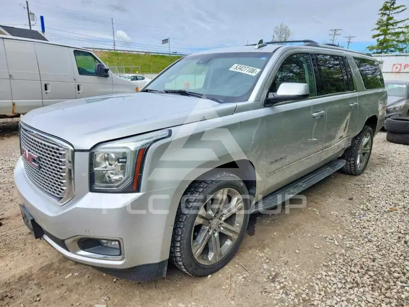 2017 GMC YUKON фото