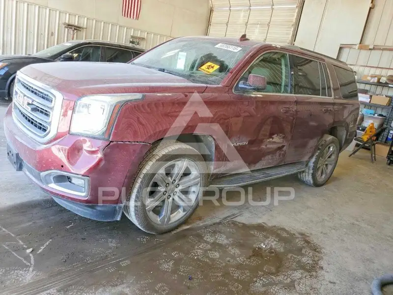 2017 GMC YUKON фото