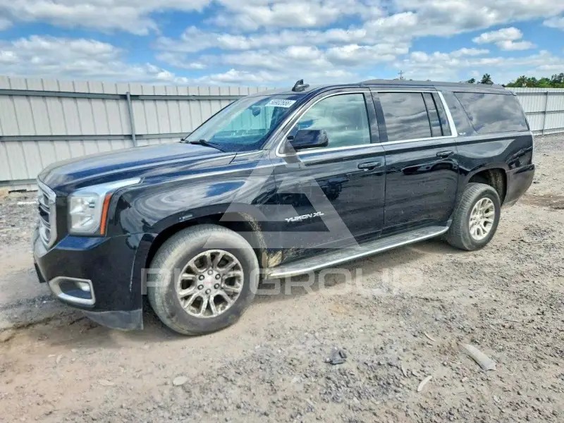 2017 GMC YUKON фото