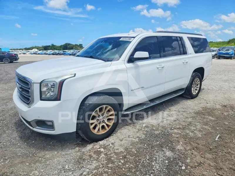 2017 GMC YUKON photo
