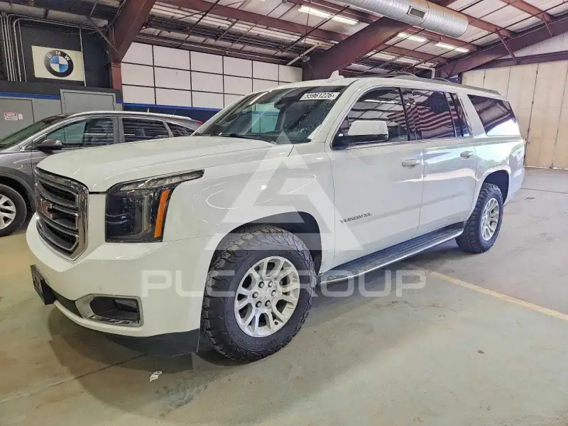 2017 GMC YUKON фото