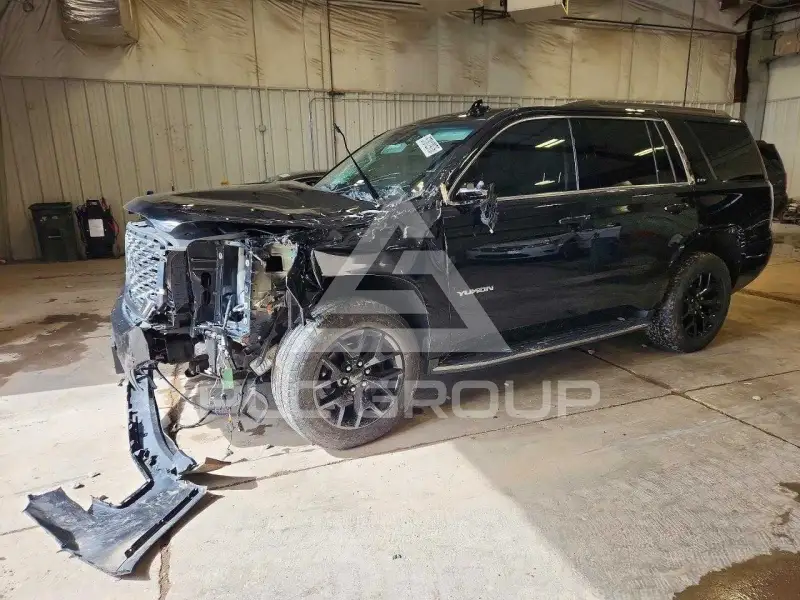 2017 GMC YUKON фото