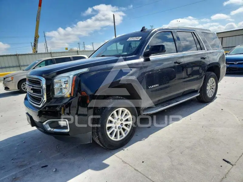 2017 GMC YUKON фото
