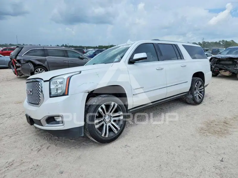 2017 GMC YUKON фото