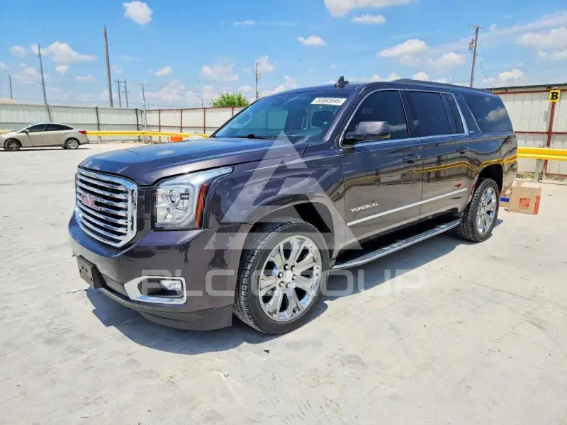 2017 GMC YUKON фото