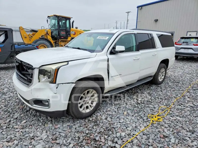 2017 GMC YUKON фото