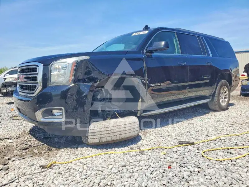 2017 GMC YUKON фото