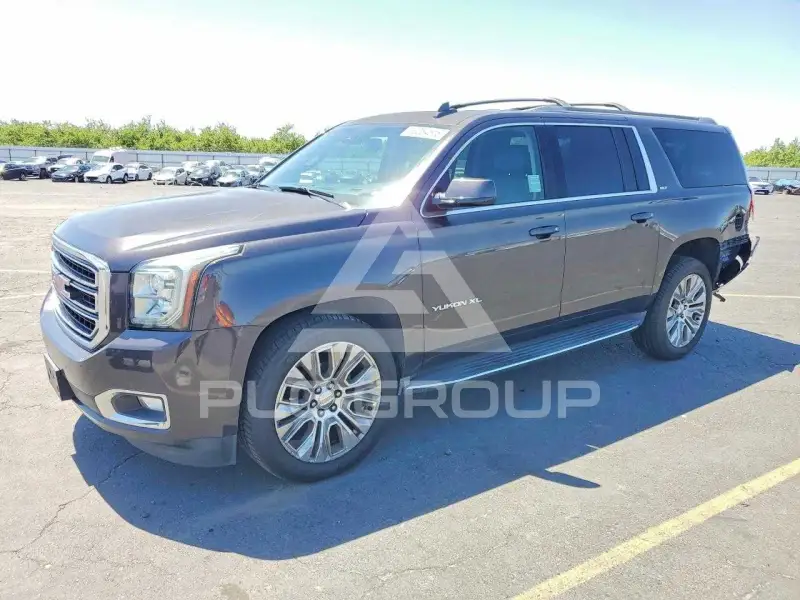 2017 GMC YUKON photo